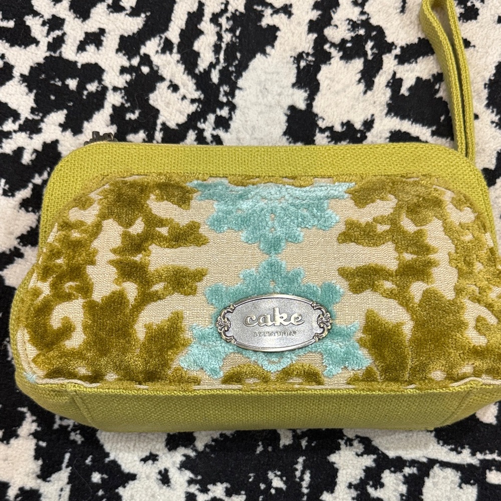 Cake Green and Blue Patterned Cosmetic Bag